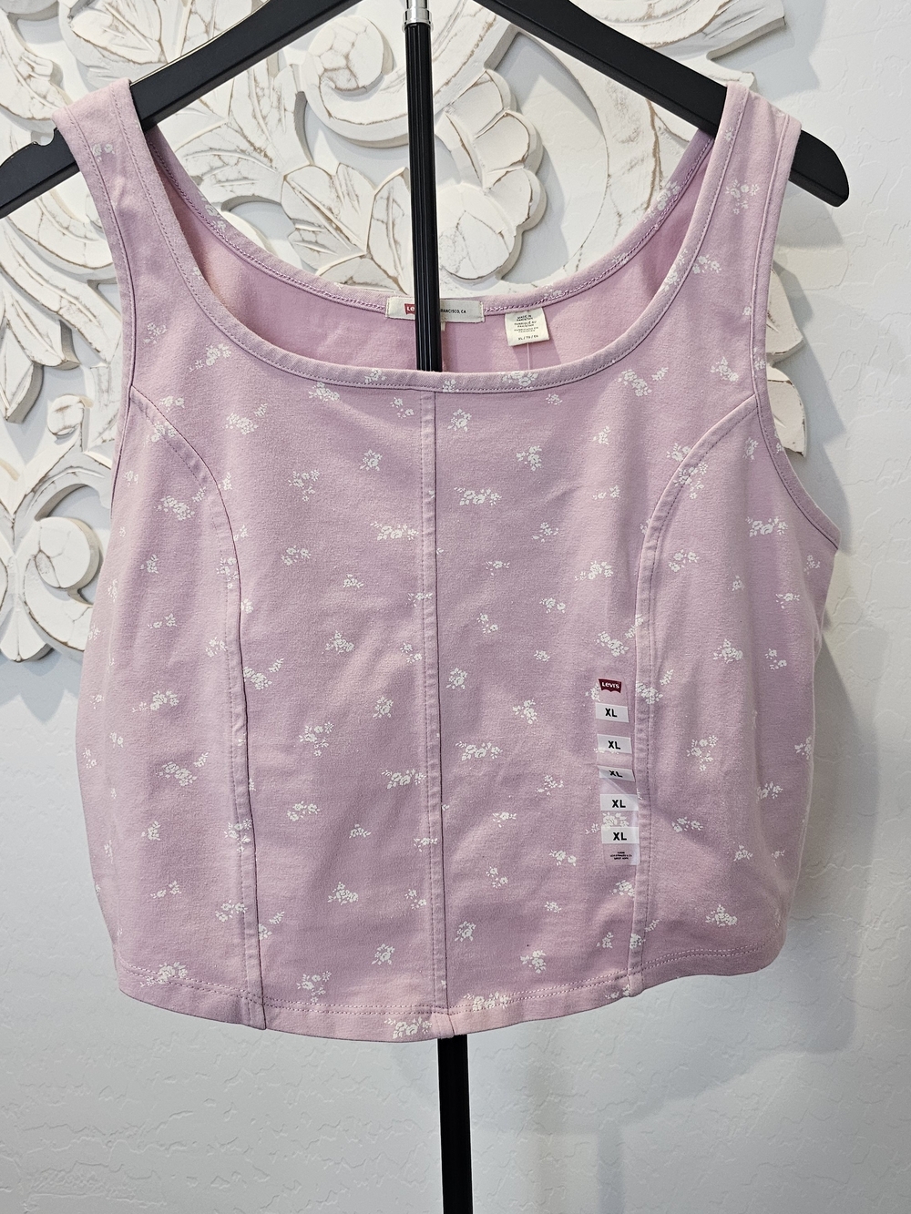 NWT Levi's Pink-Lilac Floral Cotton Slim Fit Tank Crop Top Women's Sz XL